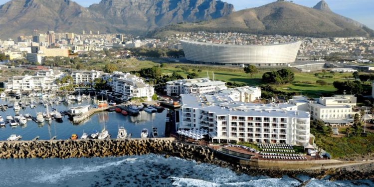 SA economy to grow less than 5% in 2021, Bloomberg survey