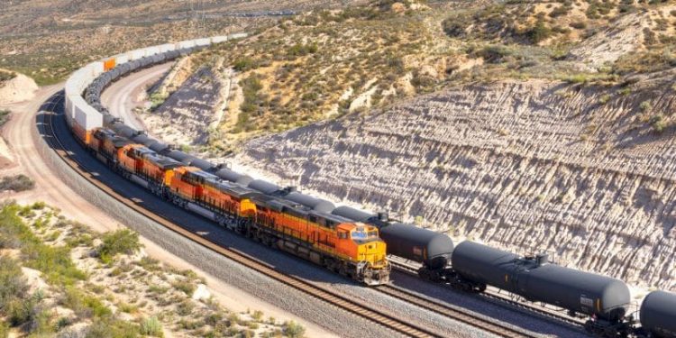 Egypt: $400m to decarbonise transport between Cairo and Alexandria