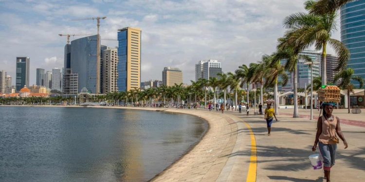 Angola in business enabling environment ranking for doing business